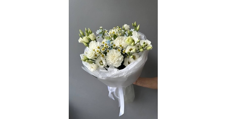 Букет из ромашек, диантусов и эустом Летний нежный бриз