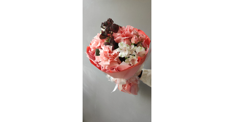 Букет из роз и альстромерии Фор-де-Франс